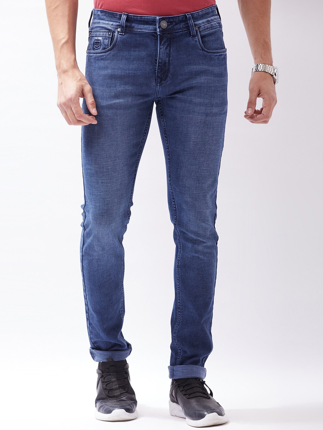 

Oxemberg Men Blue Lean Slim Fit Light Fade Jeans
