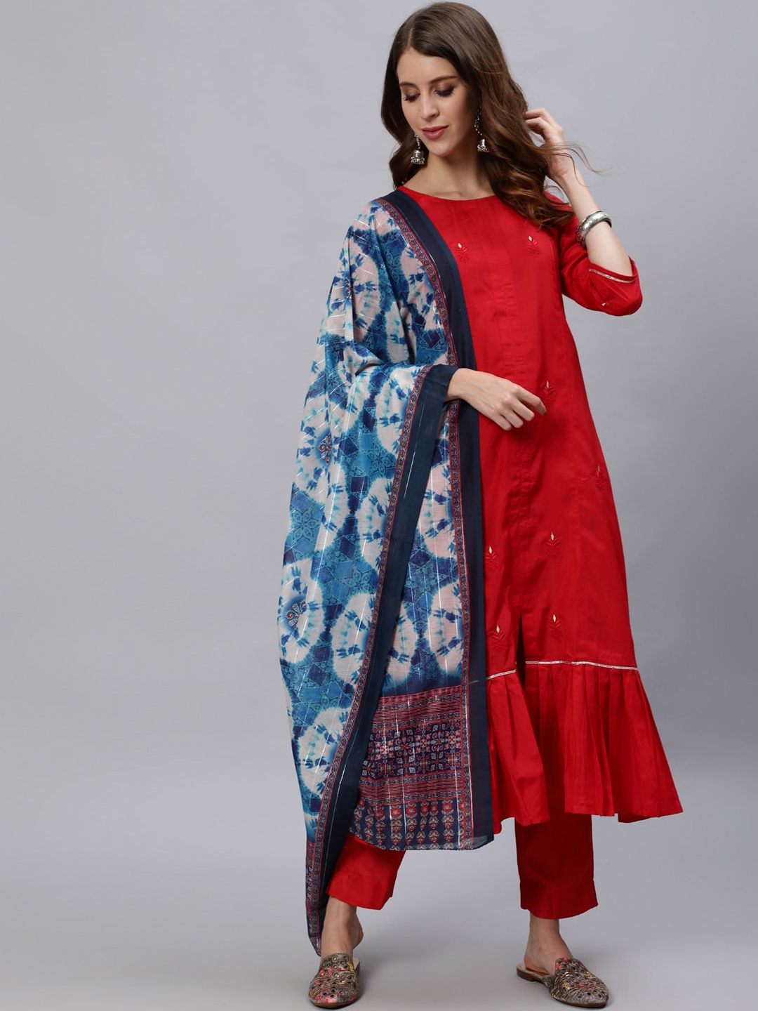 

Jaipur Kurti Women Red Floral Embroidered Kurta with Trousers & With Dupatta