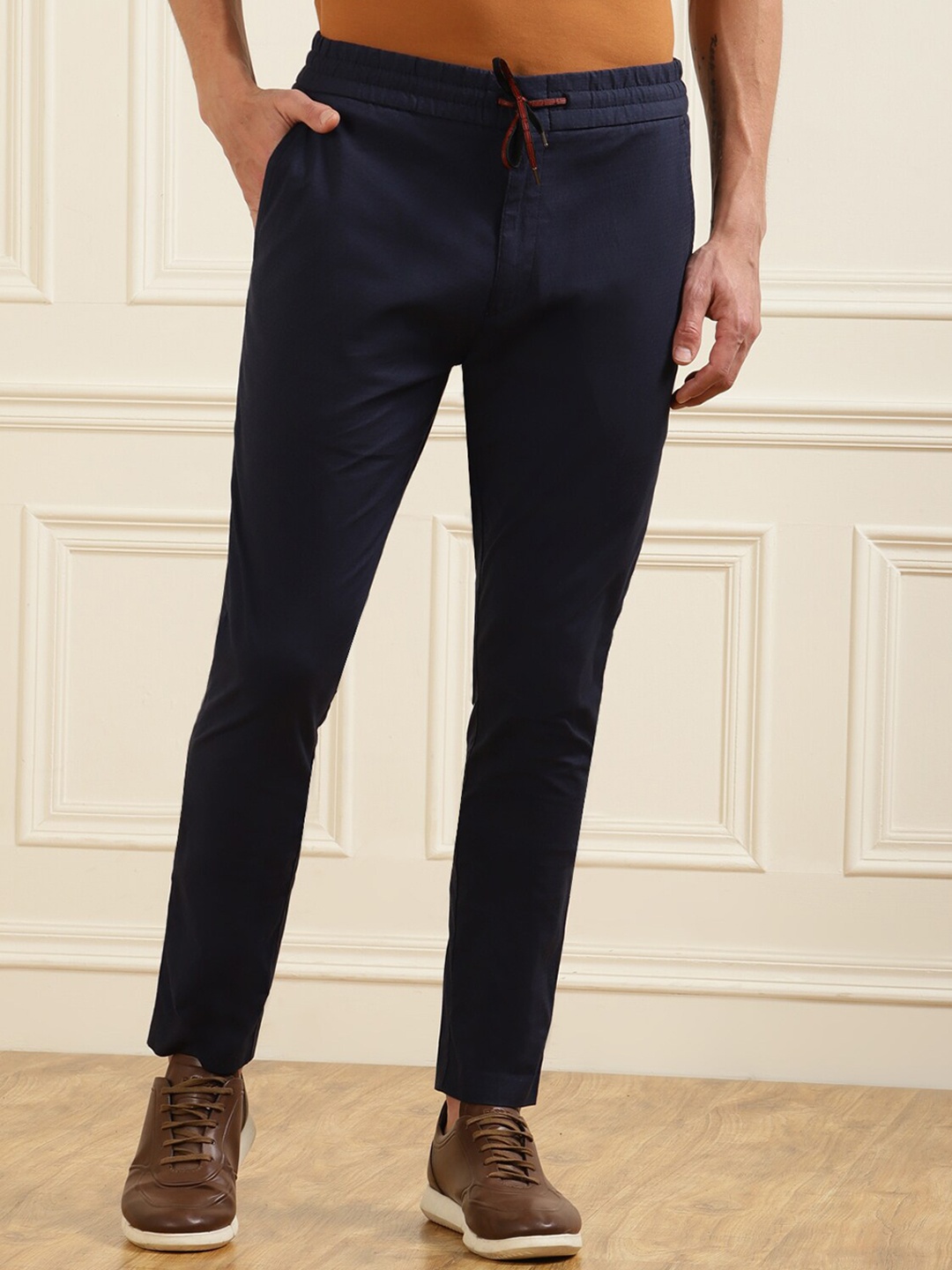 

HUGO Men Navy Blue Slim Fit Cotton Trousers