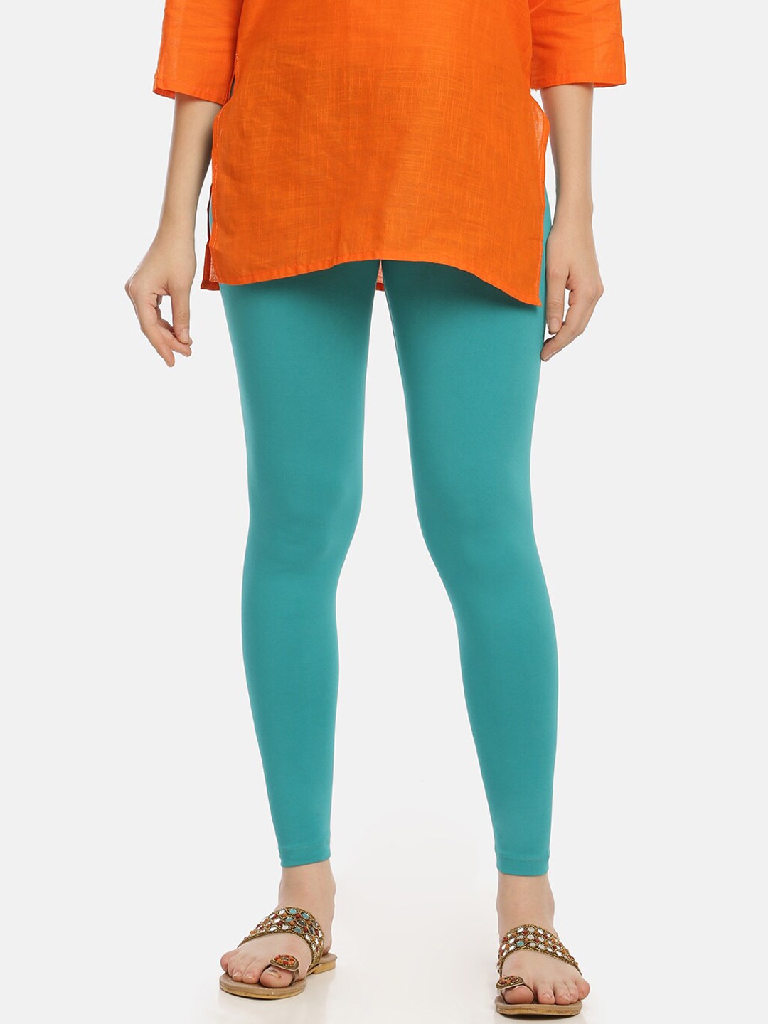 

Zelen Women Teal Solid Ankle-Length Leggings