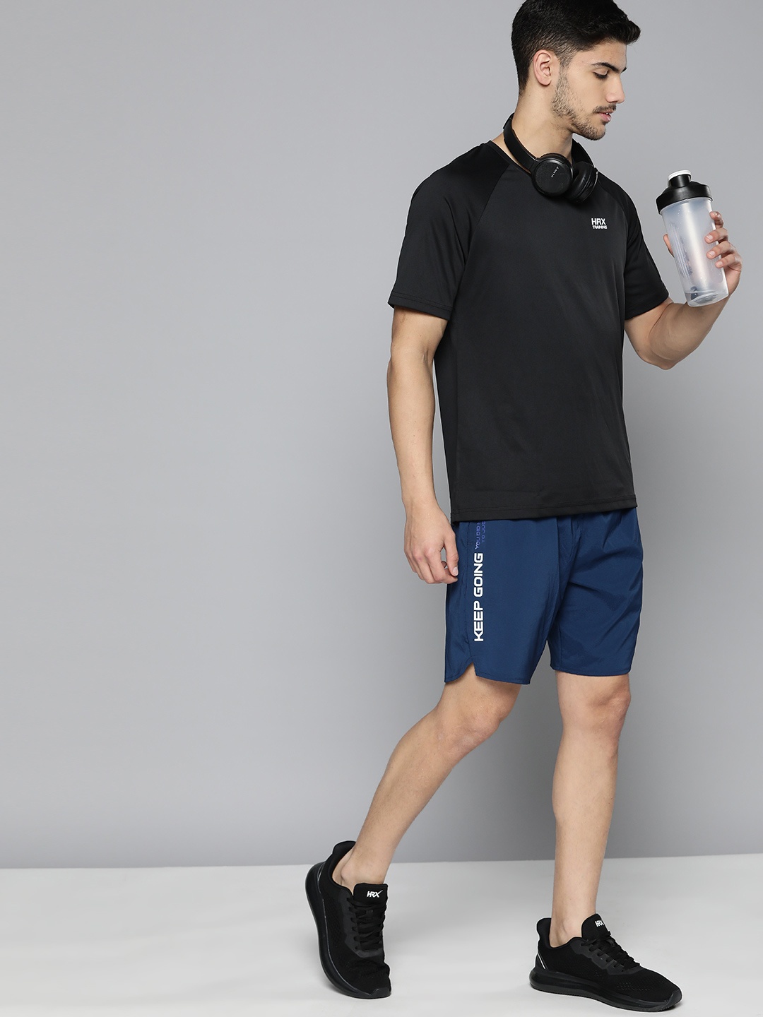 

HRX By Hrithik Roshan Training Men Rapid-Dry Typography Shorts, Navy blue