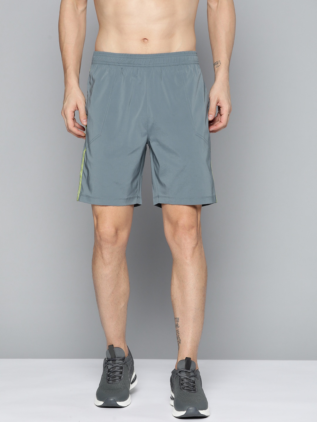 

HRX By Hrithik Roshan Training Men Pewter Rapid-Dry Brand Carrier Shorts, Grey