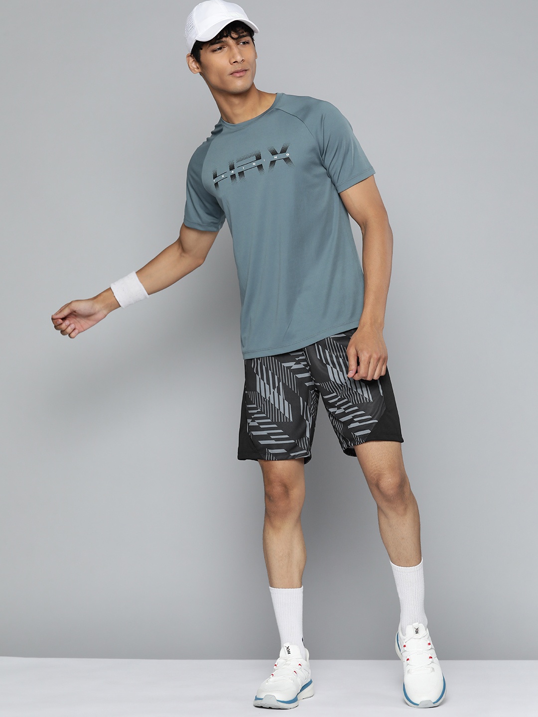 

HRX By Hrithik Roshan Racketsport Men Jet Black Rapid-Dry Geometric Shorts