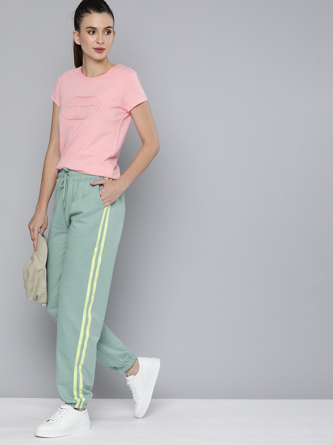 

HERE&NOW Women Blue & Lime Green Colourblocked Side Stripe Mid Rise Casual Joggers