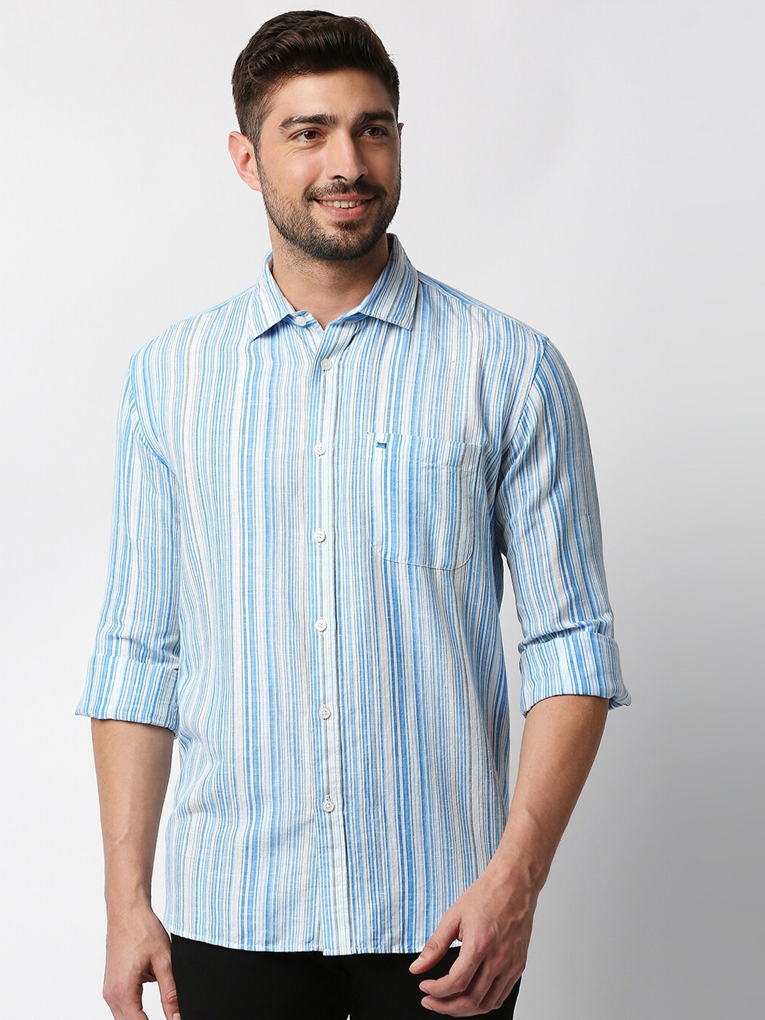 

Basics Men Blue Slim Fit Striped Cotton Linen Casual Shirt