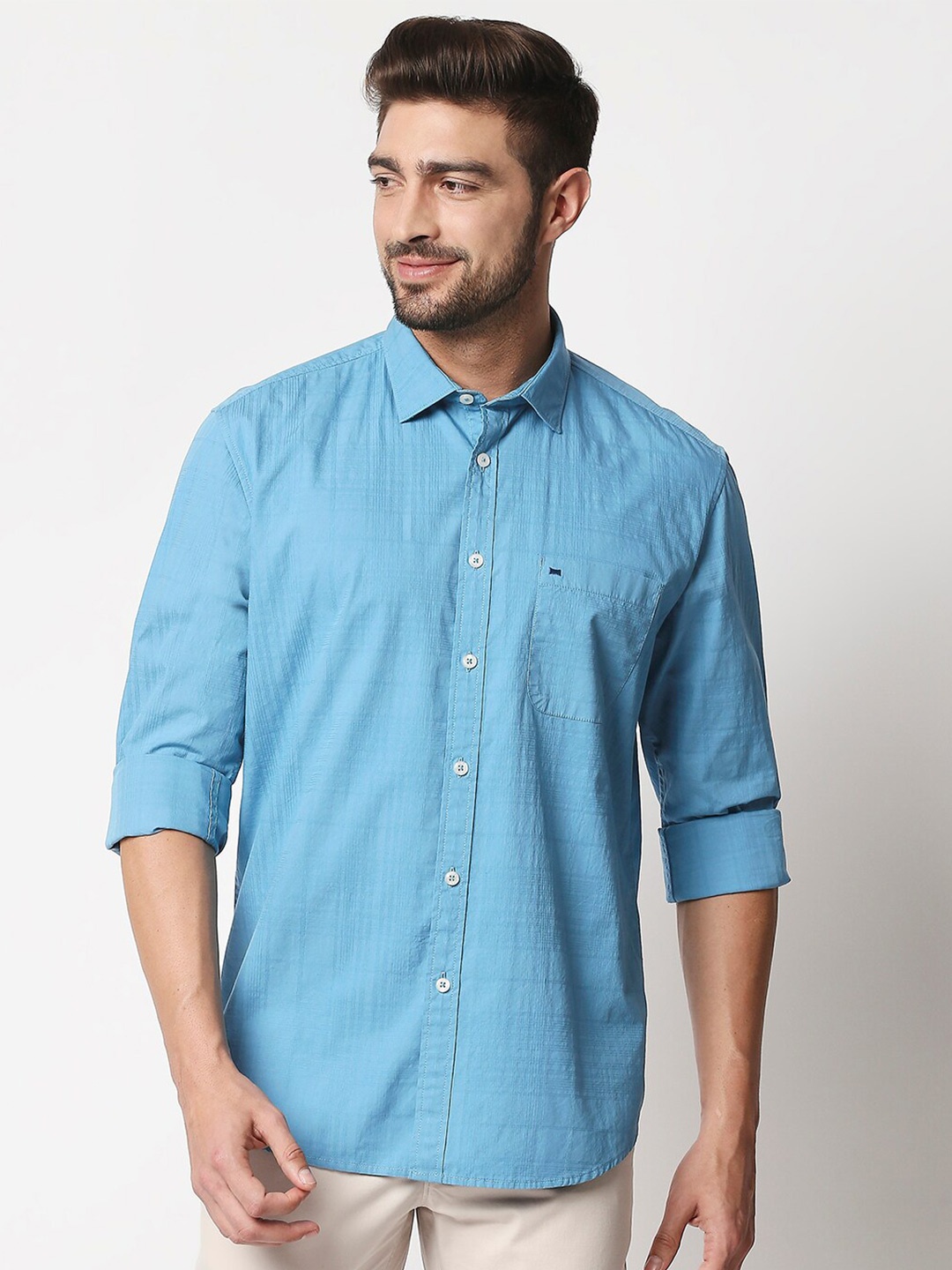 

Basics Men Blue Slim Fit Checked Pure Cotton Casual Shirt