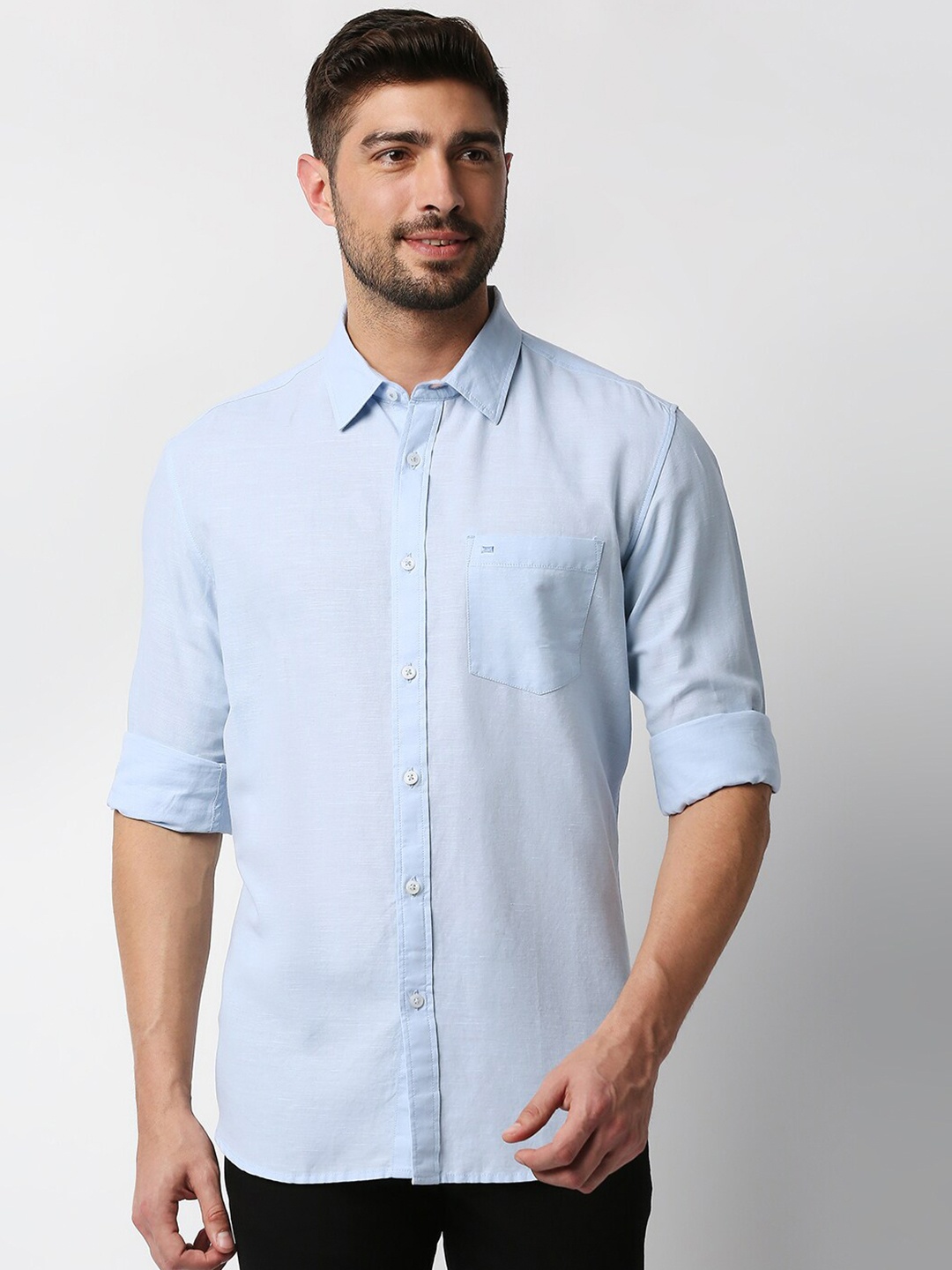 

Basics Men Blue Slim Fit Cotton Casual Shirt