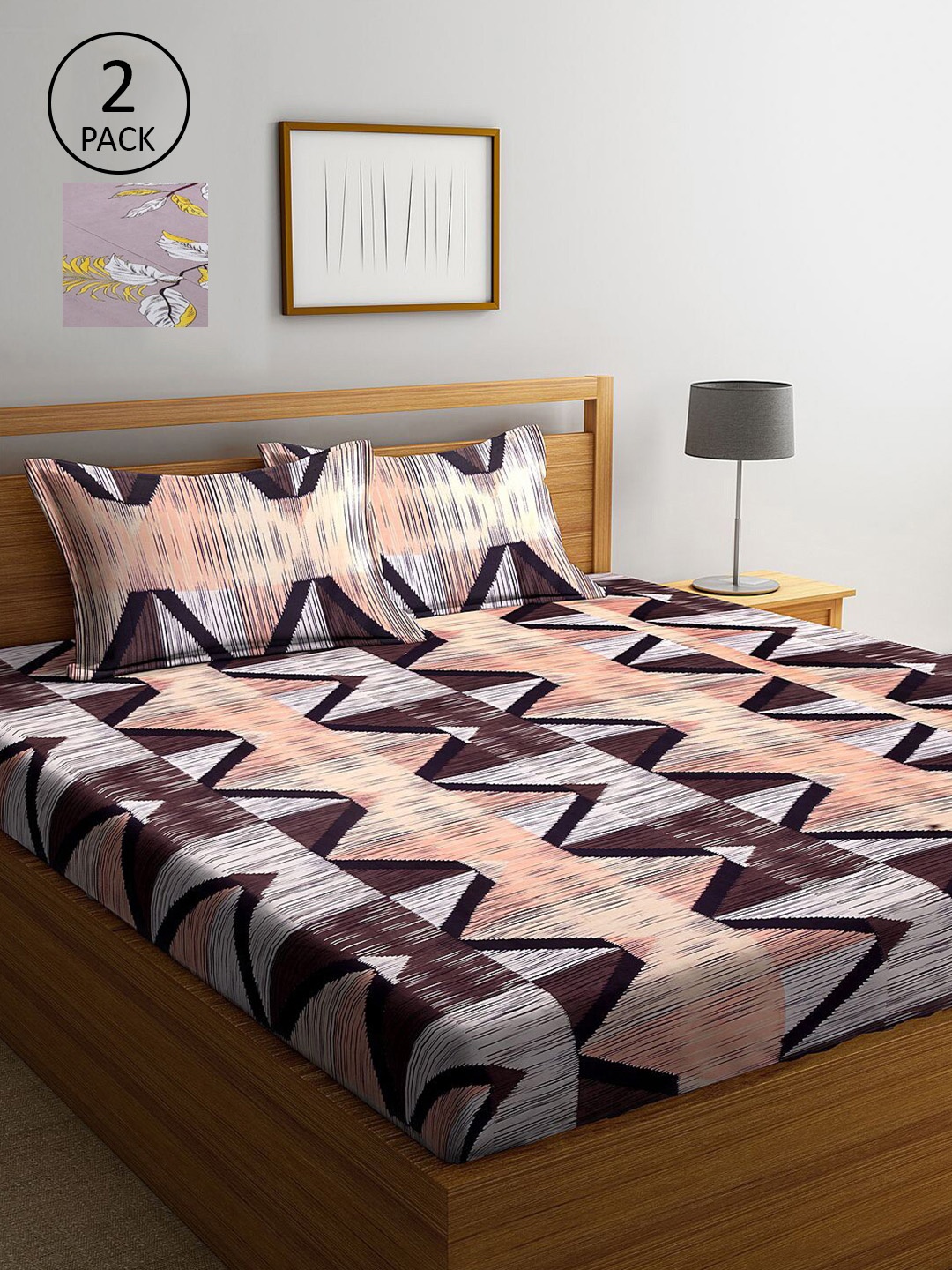 

KLOTTHE Mauve & Brown Geometric 210 TC 2 King Bedsheet with 4 Pillow Covers