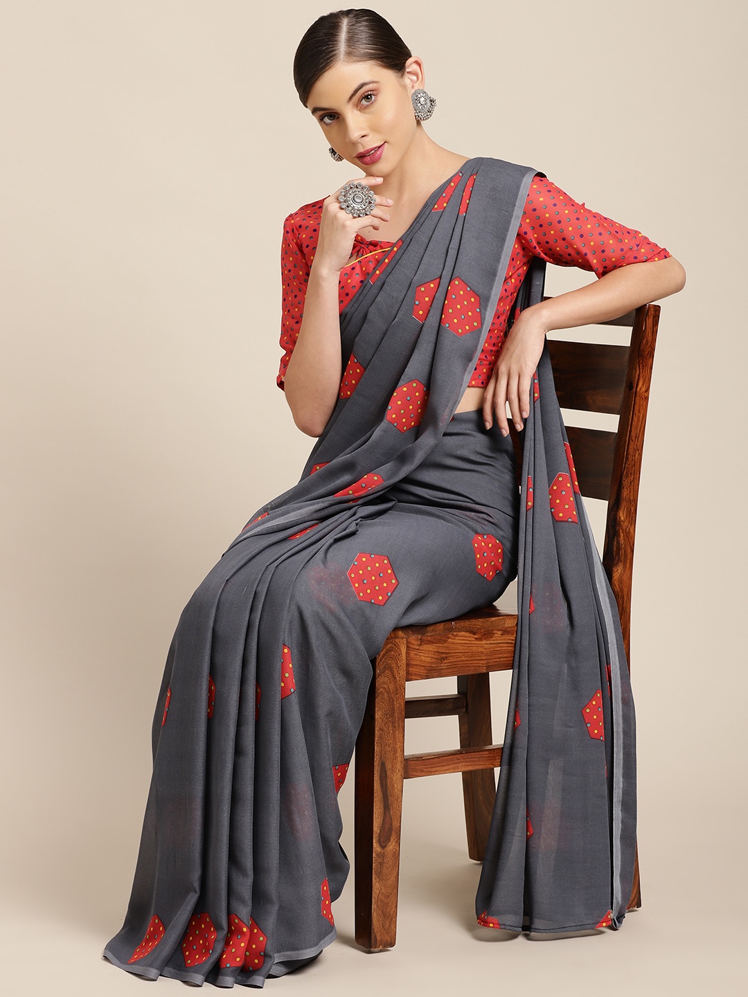 

KALINI Grey & Red Geometric Print Poly Georgette Saree