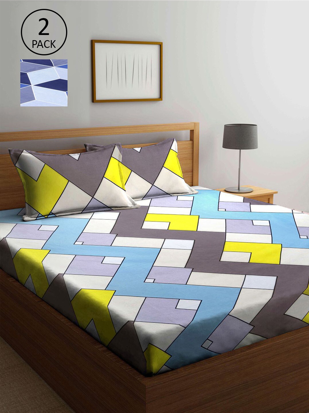 

KLOTTHE White & Blue Geometric 210 TC 2 King Bedsheet with 4 Pillow Covers