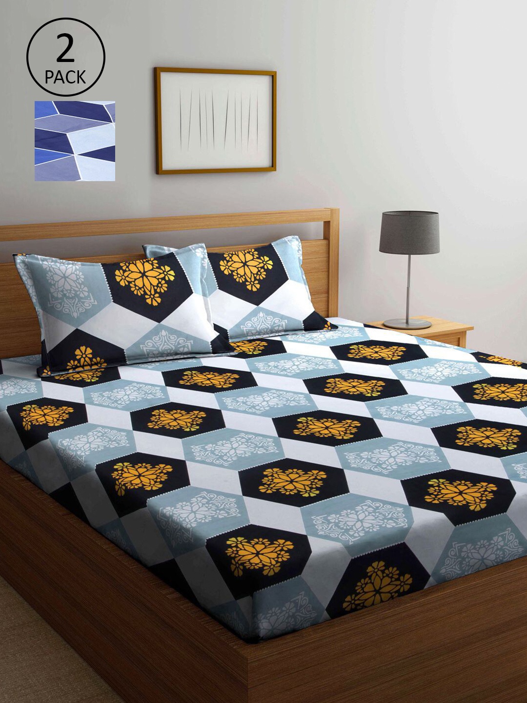 

KLOTTHE Blue Geometric 210 TC 2 King Bedsheet with 4 Pillow Covers
