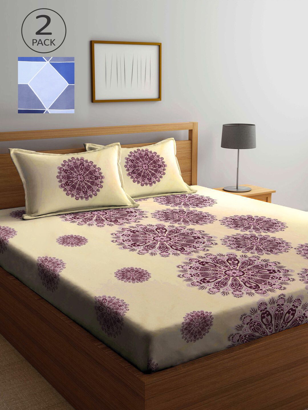 

KLOTTHE Blue & Cream-Coloured Geometric 210 TC 2 King Bedsheet with 4 Pillow Covers