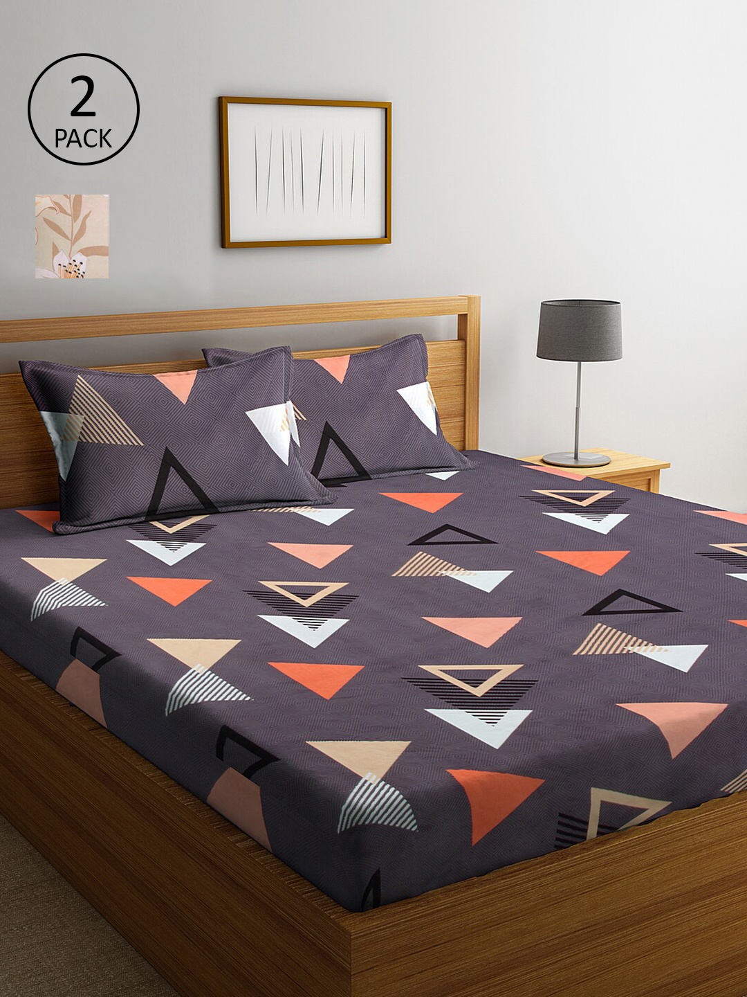 

KLOTTHE Grey & Beige Geometric 210 TC 2 King Bedsheet with 4 Pillow Covers