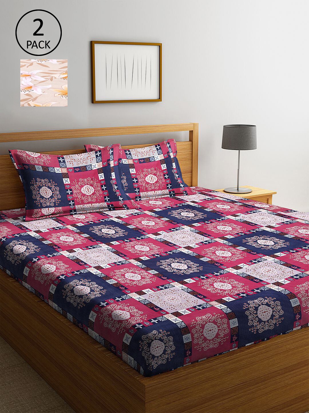

KLOTTHE Pink & Navy Blue Geometric 210 TC 2 King Bedsheet with 4 Pillow Covers