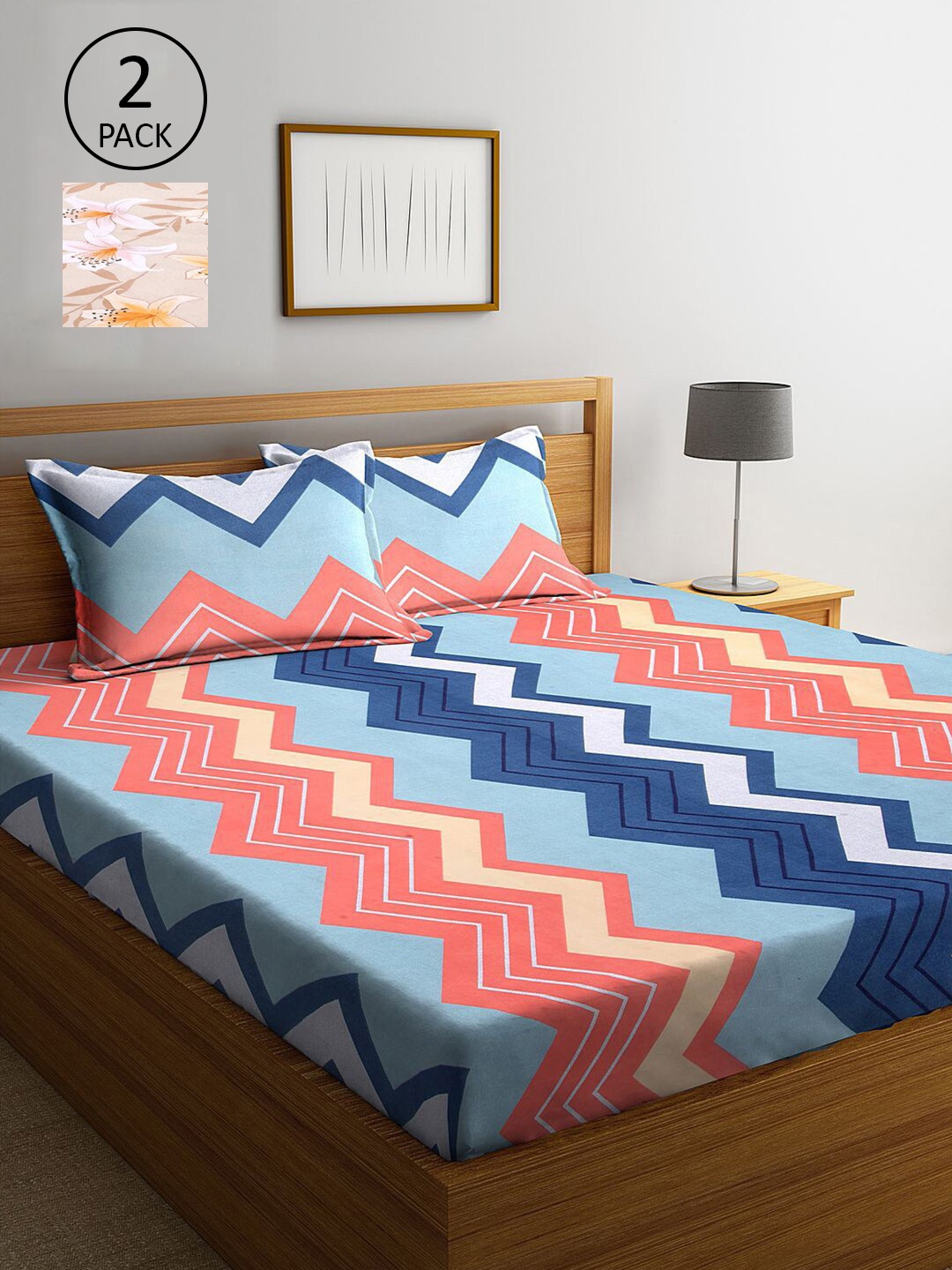 

KLOTTHE Peach-Coloured & Blue Geometric 210 TC 2 King Bedsheet with 4 Pillow Covers