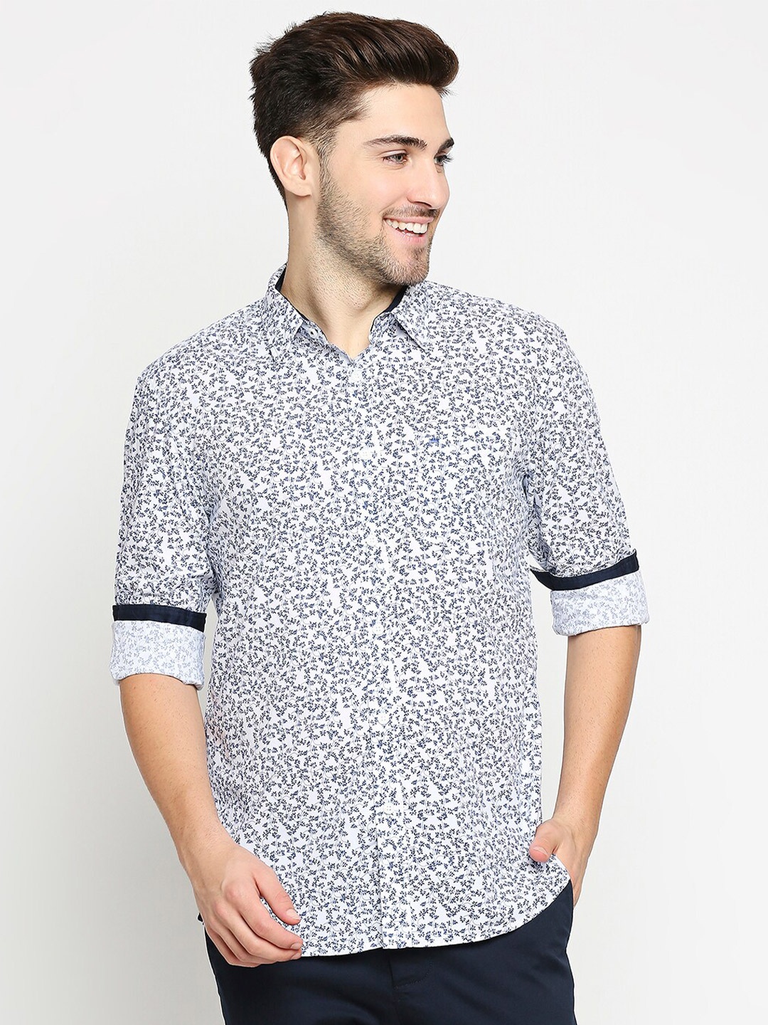 

Basics Men Navy Blue Micro Ditsy Printed Slim Fit Cotton Casual Shirt