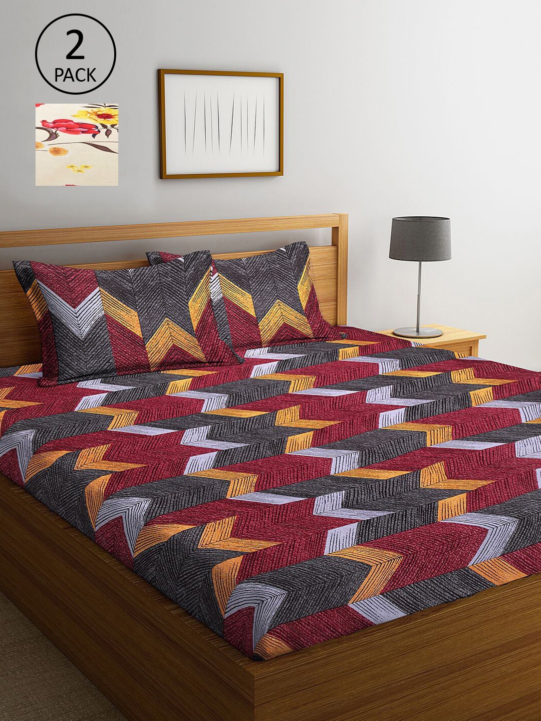 

KLOTTHE Cream-Coloured & Pink Geometric 210 TC 2 King Bedsheet with 4 Pillow Covers