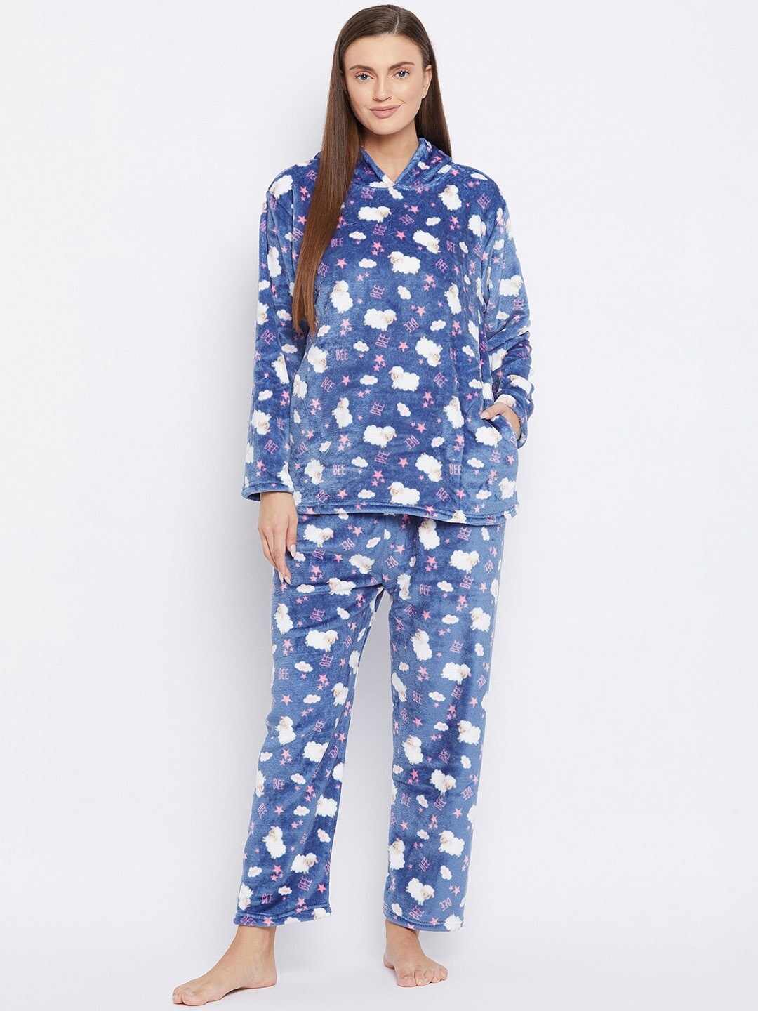 

Camey Women Blue & White Printed Night suit