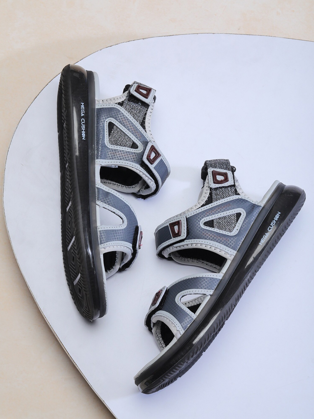 

ABROS Men Grey & Burgundy Rubber Sports Sandals