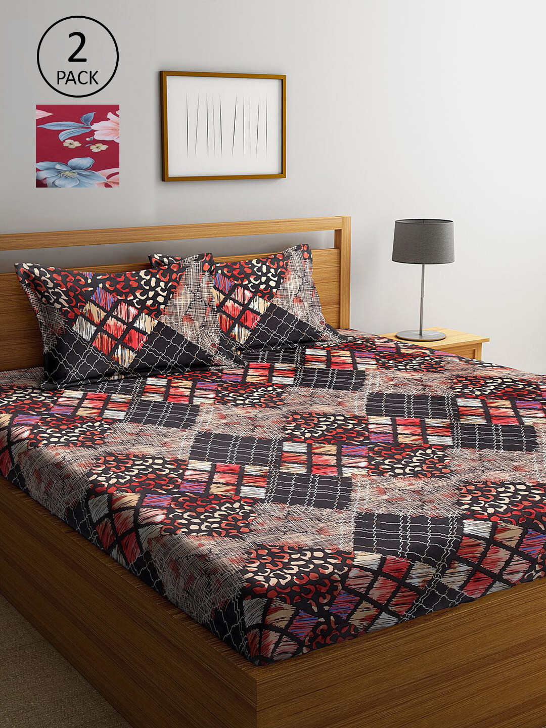 

KLOTTHE Brown & Maroon Geometric 210 TC 2 King Bedsheet with 4 Pillow Covers