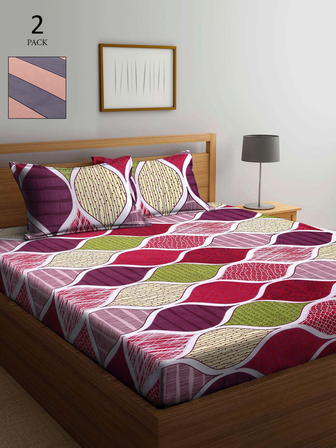 

KLOTTHE Pink & Red Geometric 210 TC 2 King Bedsheet with 4 Pillow Covers