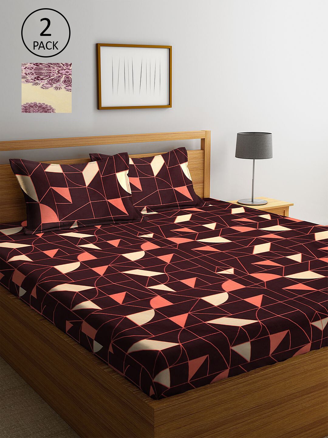 

KLOTTHE Brown & Cream-Coloured Geometric 210 TC 2 King Bedsheet with 4 Pillow Covers