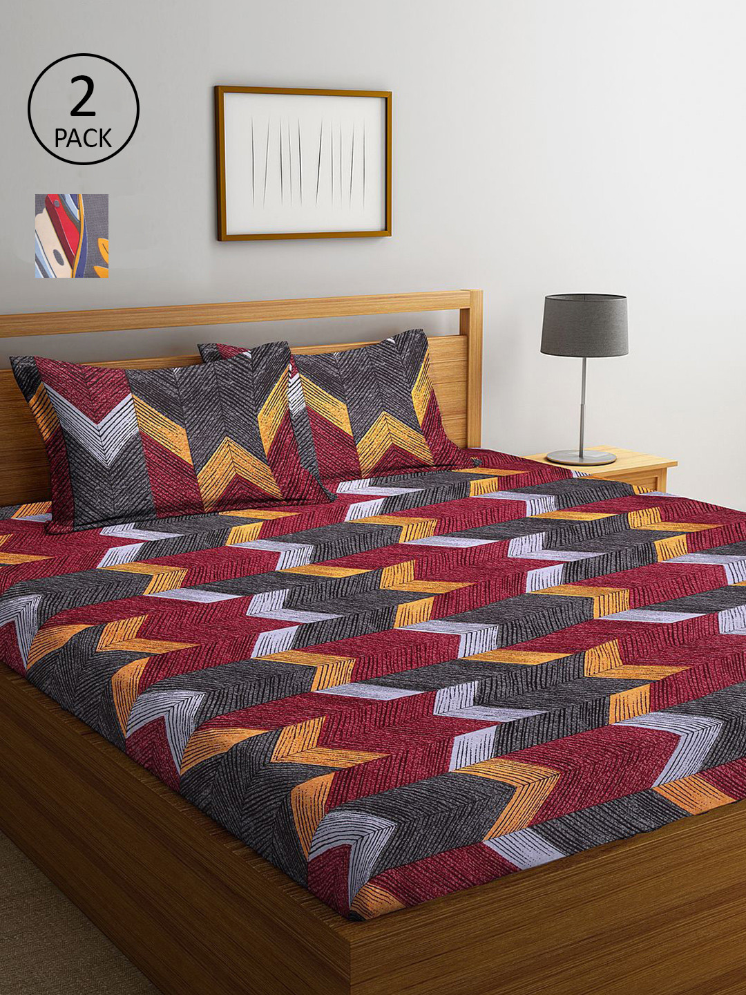 

KLOTTHE Maroon & Grey Geometric 210 TC 2 King Bedsheet with 4 Pillow Covers