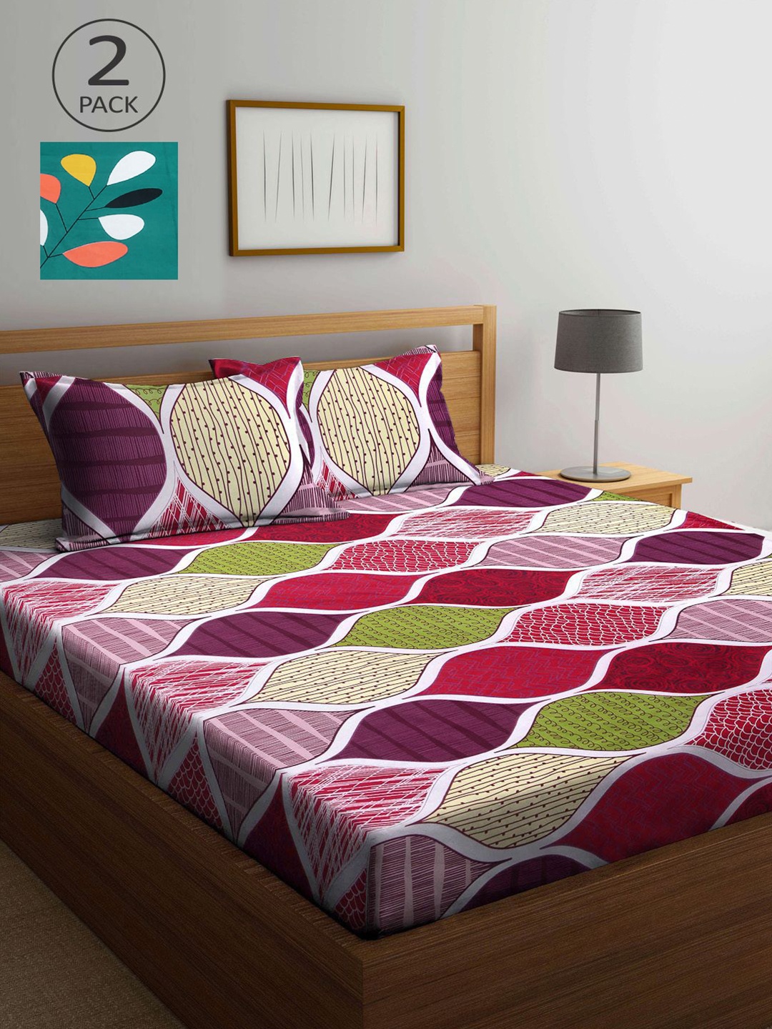 

KLOTTHE Pink & Green Geometric 210 TC 2 King Bedsheet with 4 Pillow Covers