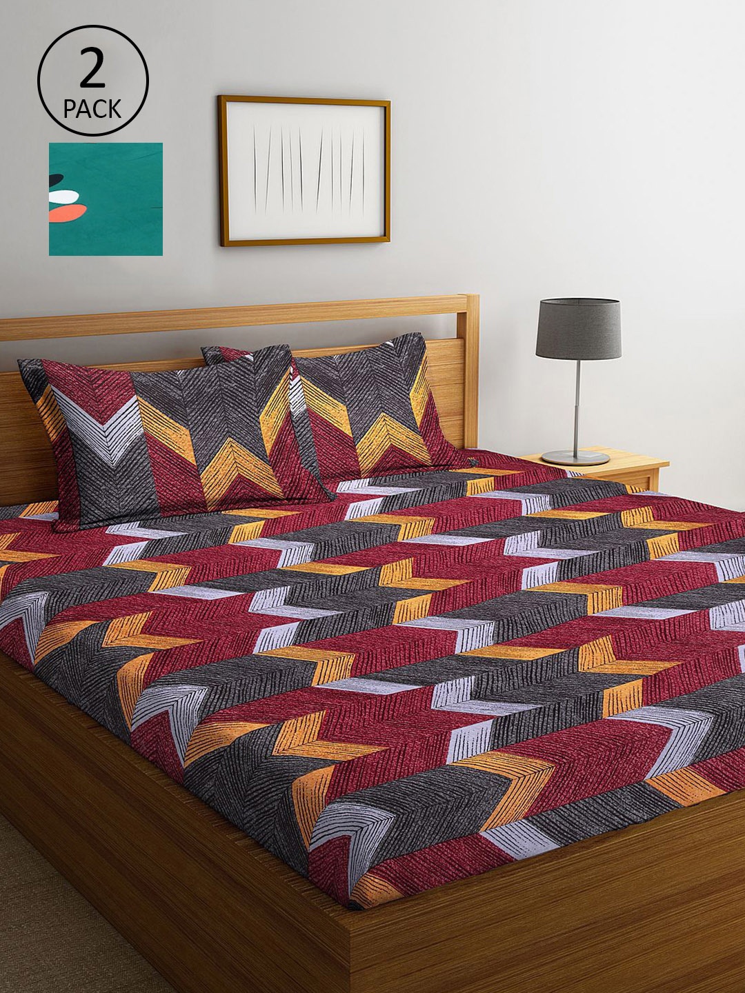 

KLOTTHE Maroon & Green Geometric 210 TC 2 King Bedsheet with 4 Pillow Covers