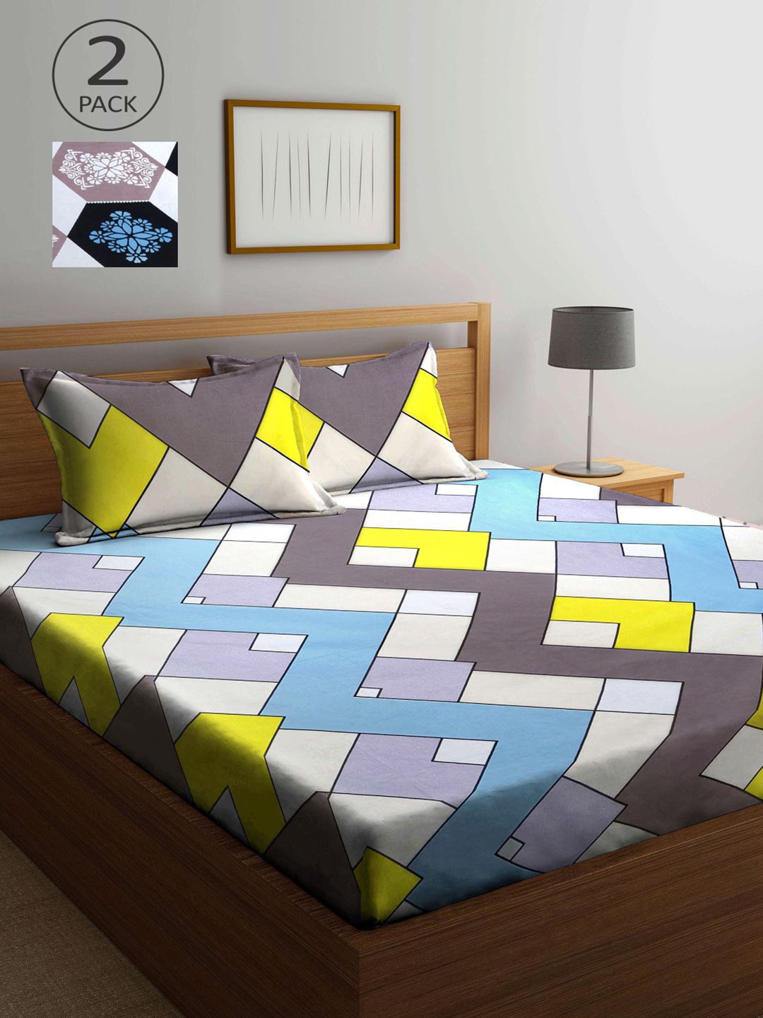 

KLOTTHE Blue & White Geometric 210 TC 2 King Bedsheet with 4 Pillow Covers