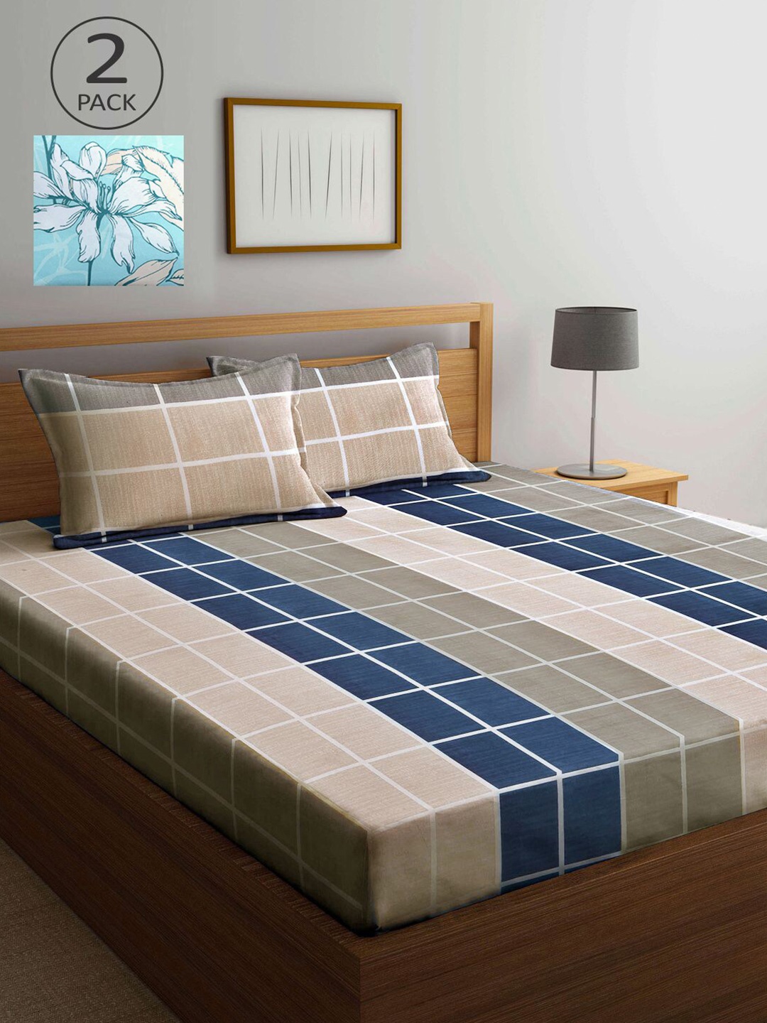 

KLOTTHE Beige & Navy Blue Geometric 210 TC 2 King Bedsheet with 4 Pillow Covers