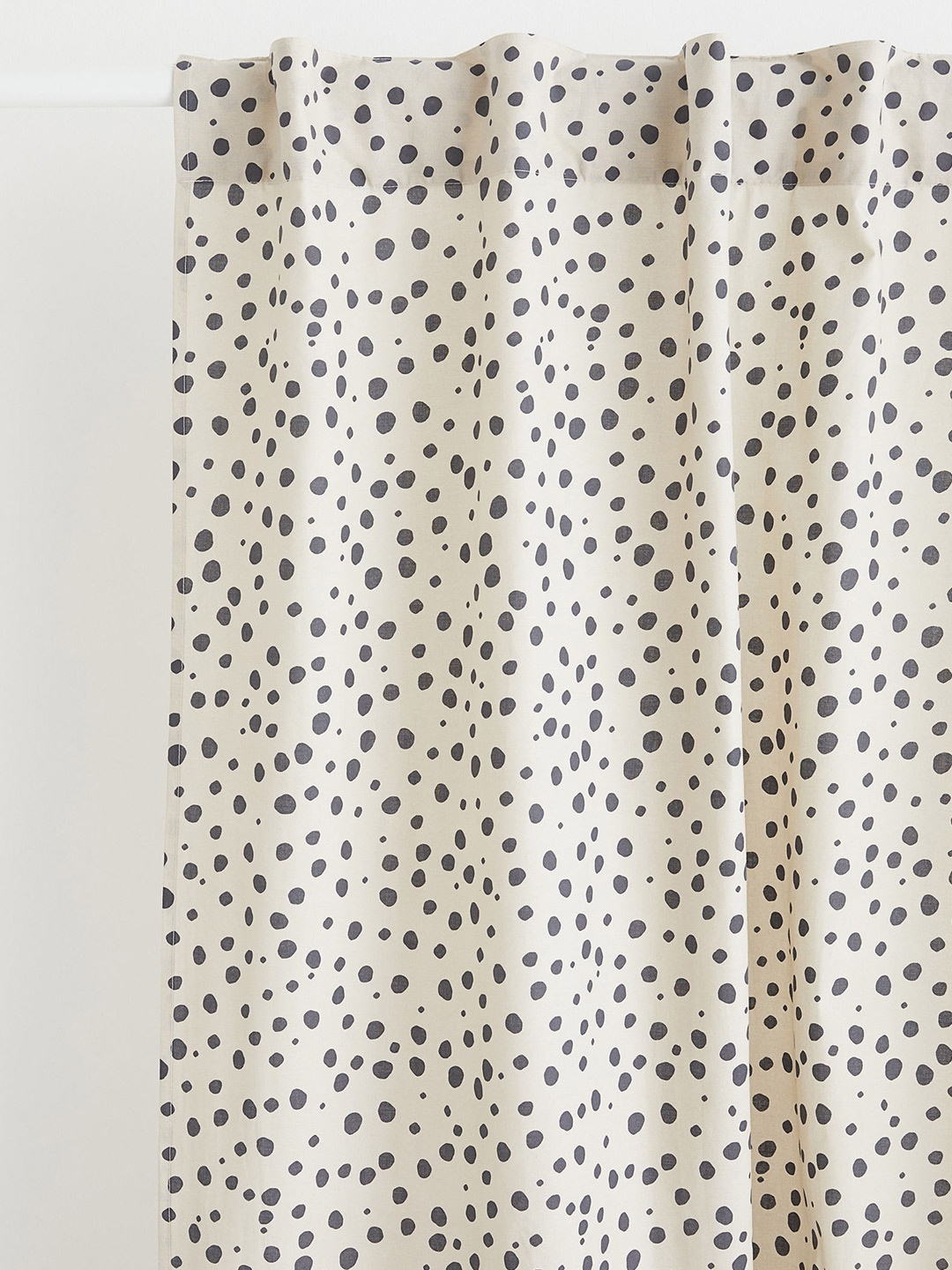 

H&M Beige & Black 2-Pack Patterned Cotton Curtains