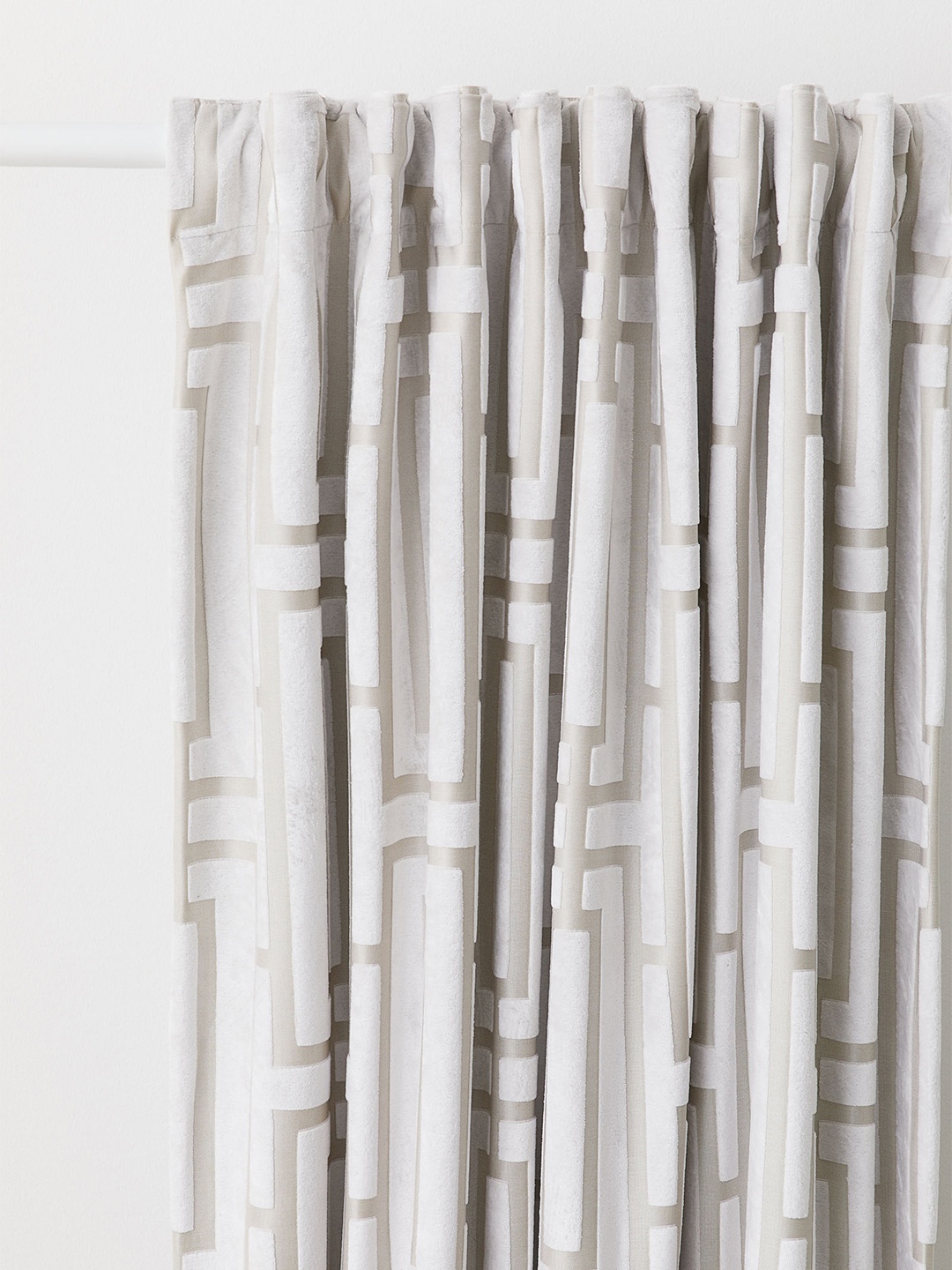 

H&M White 2-pack Blackout Curtains