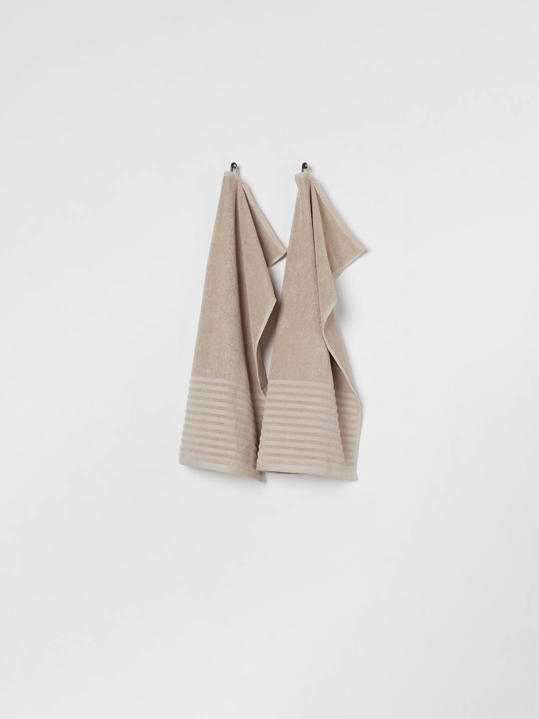 

H&M Beige 2-Pack Cotton Hand Towels