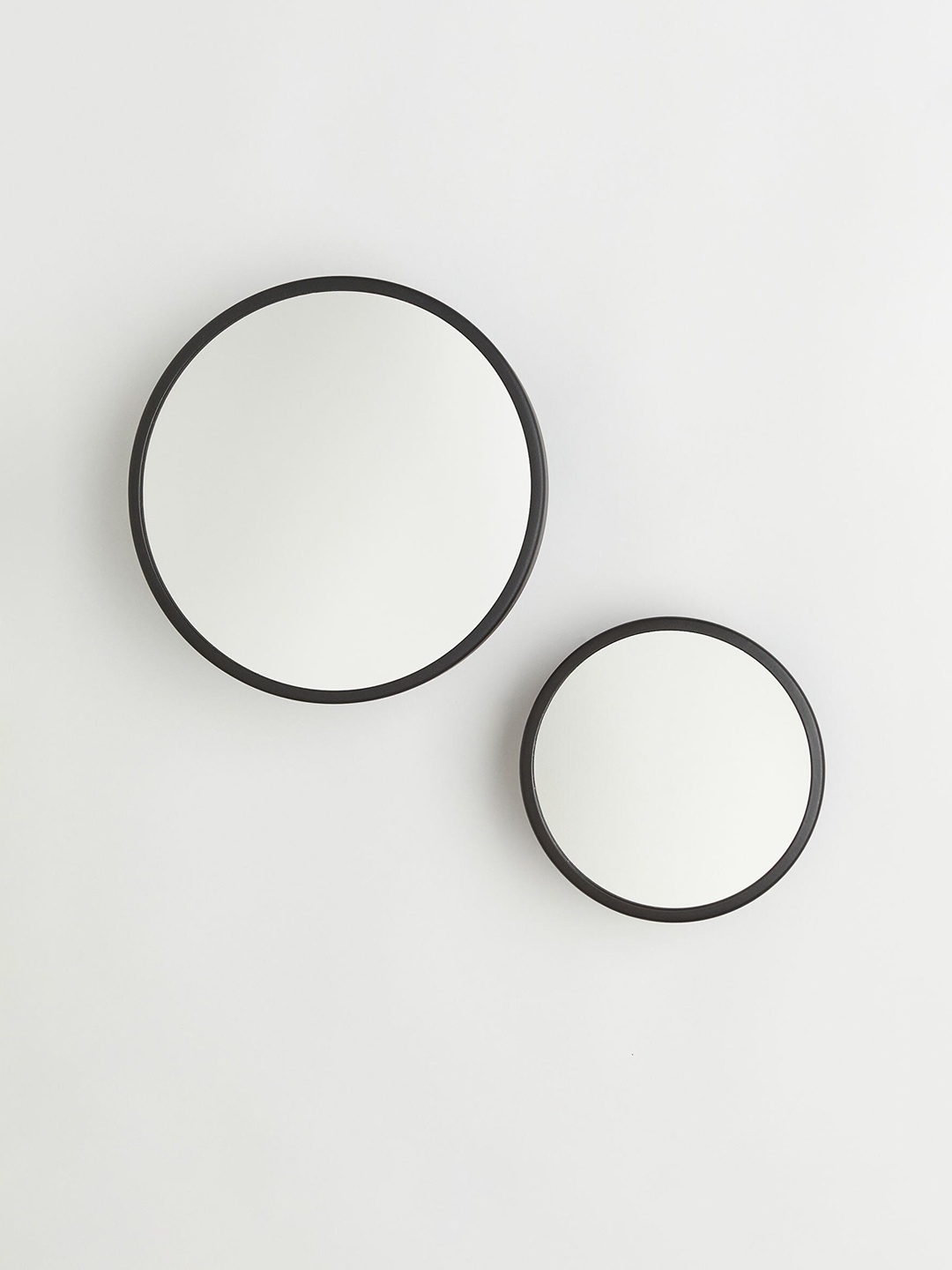 

H&M Black 2-Pack Mirrored Hooks