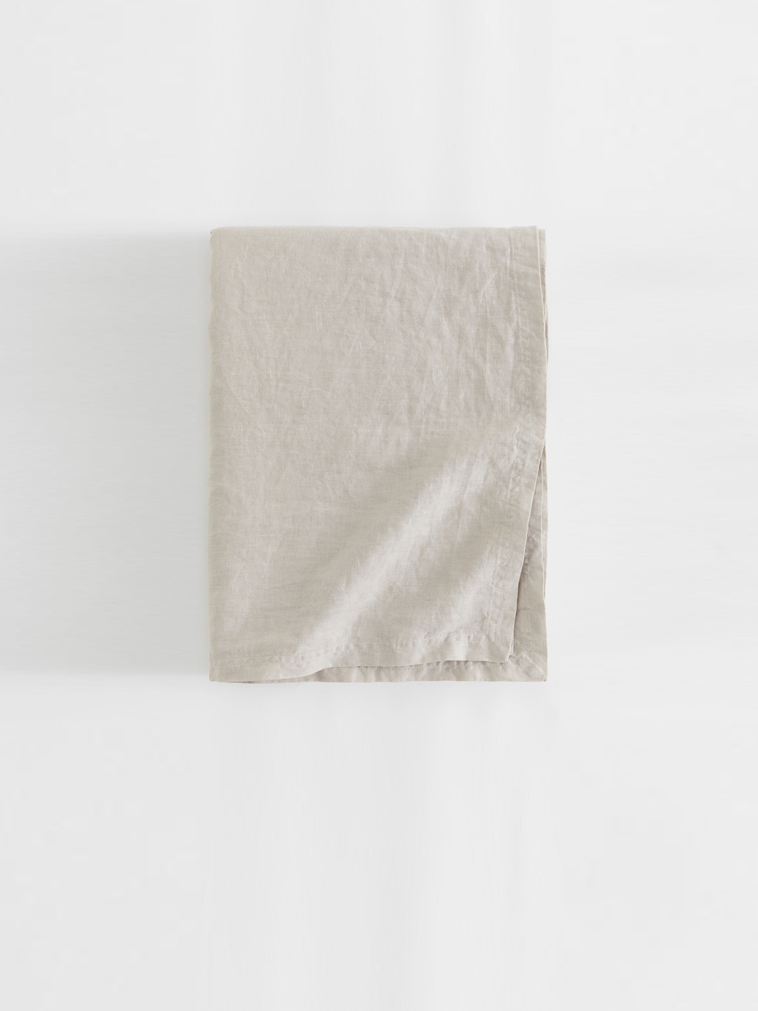 

H&M Beige Solid Washed Linen Tablecloth