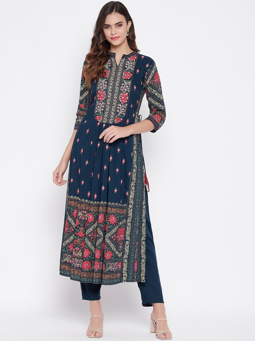 

Prakhya Women Navy Blue Floral Printed Kurta with Trousers