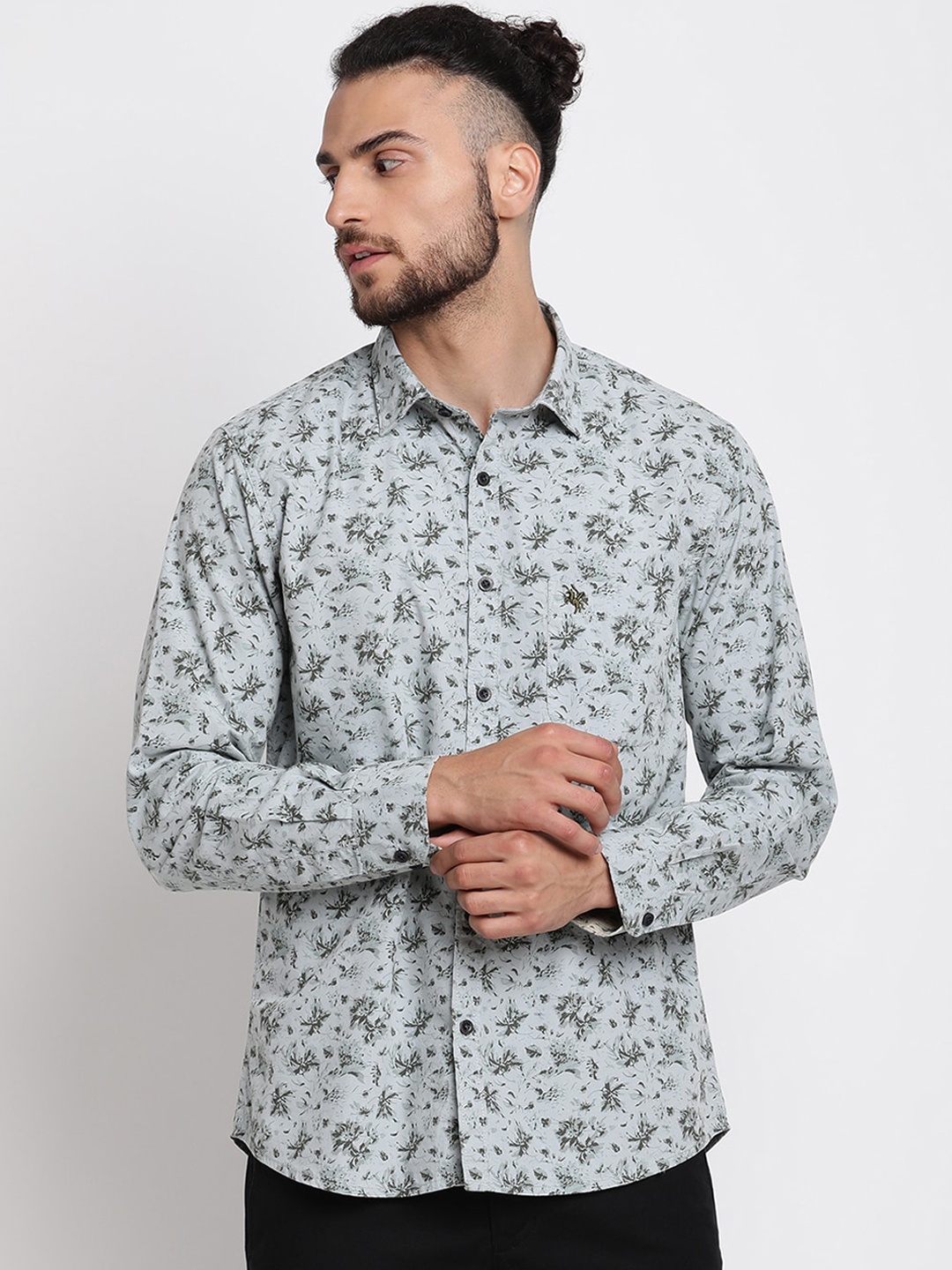 

Cantabil Men Olive Green Floral Printed Casual Shirt