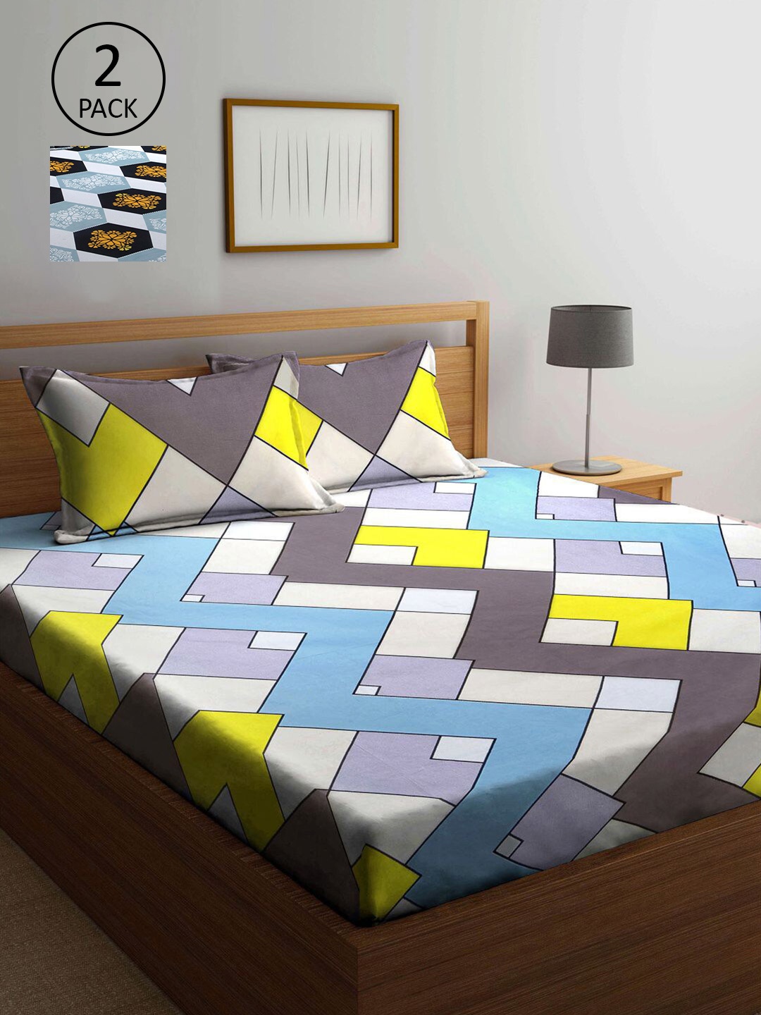 

KLOTTHE Blue & White Geometric 210 TC 2 King Bedsheet with 4 Pillow Covers