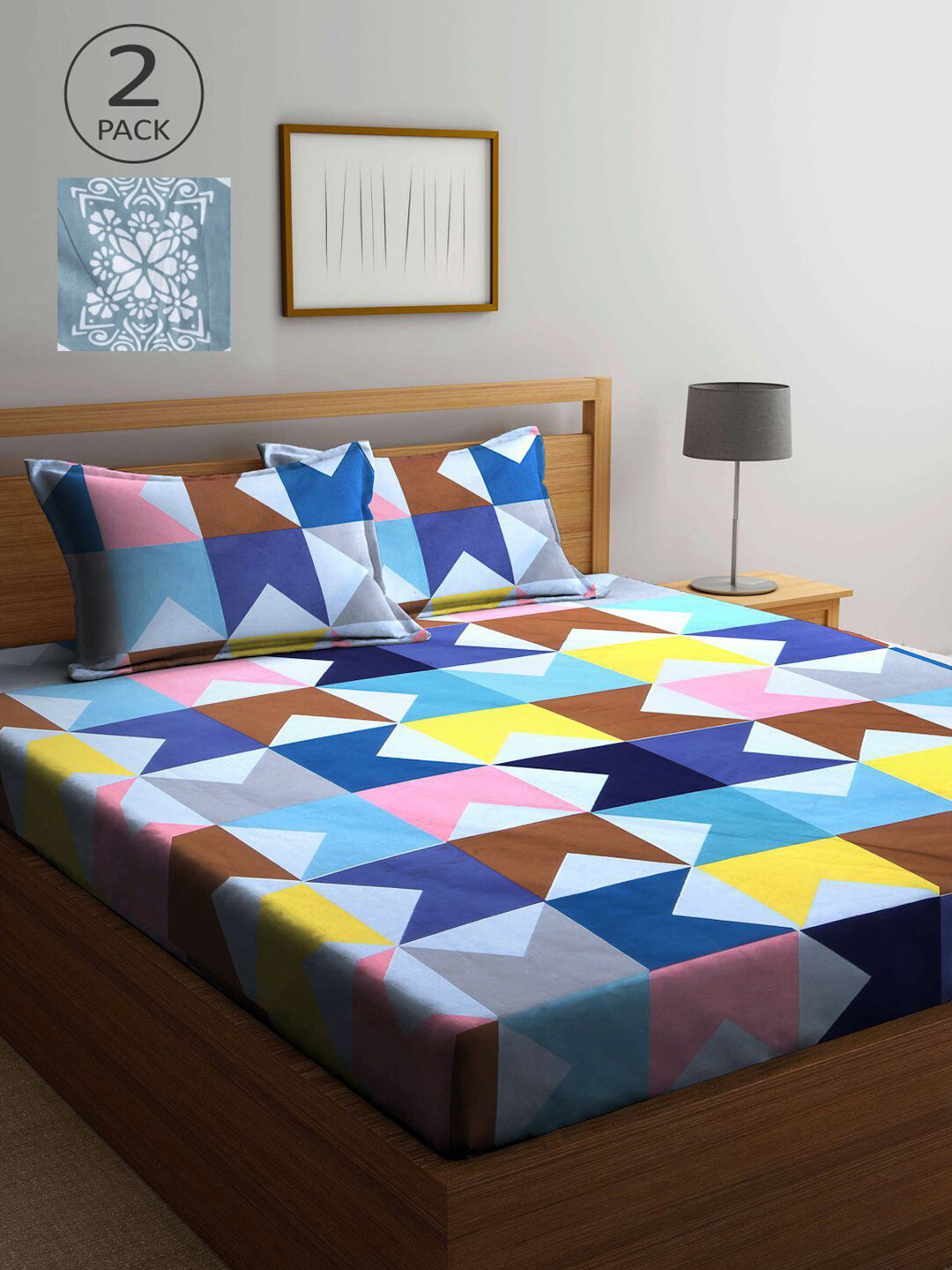 

KLOTTHE Blue & Pink Geometric 210 TC 2 King Bedsheet with 4 Pillow Covers