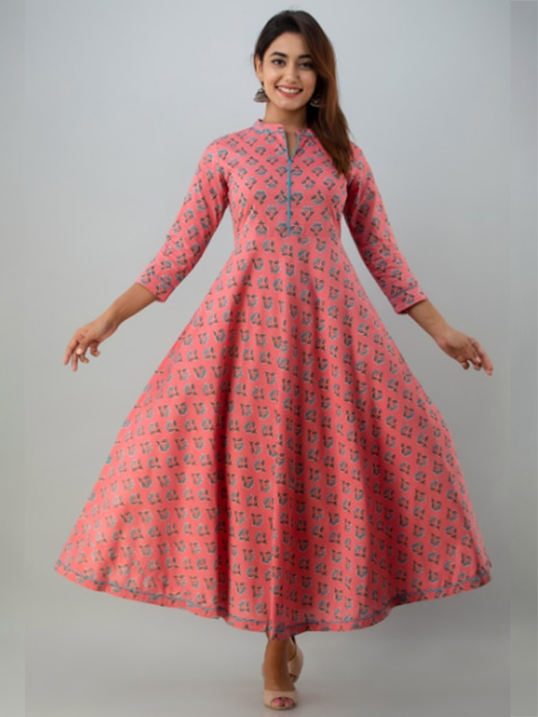 

GLAM ROOTS Peach-Coloured Floral Printed Maxi Fit & Flared Dress