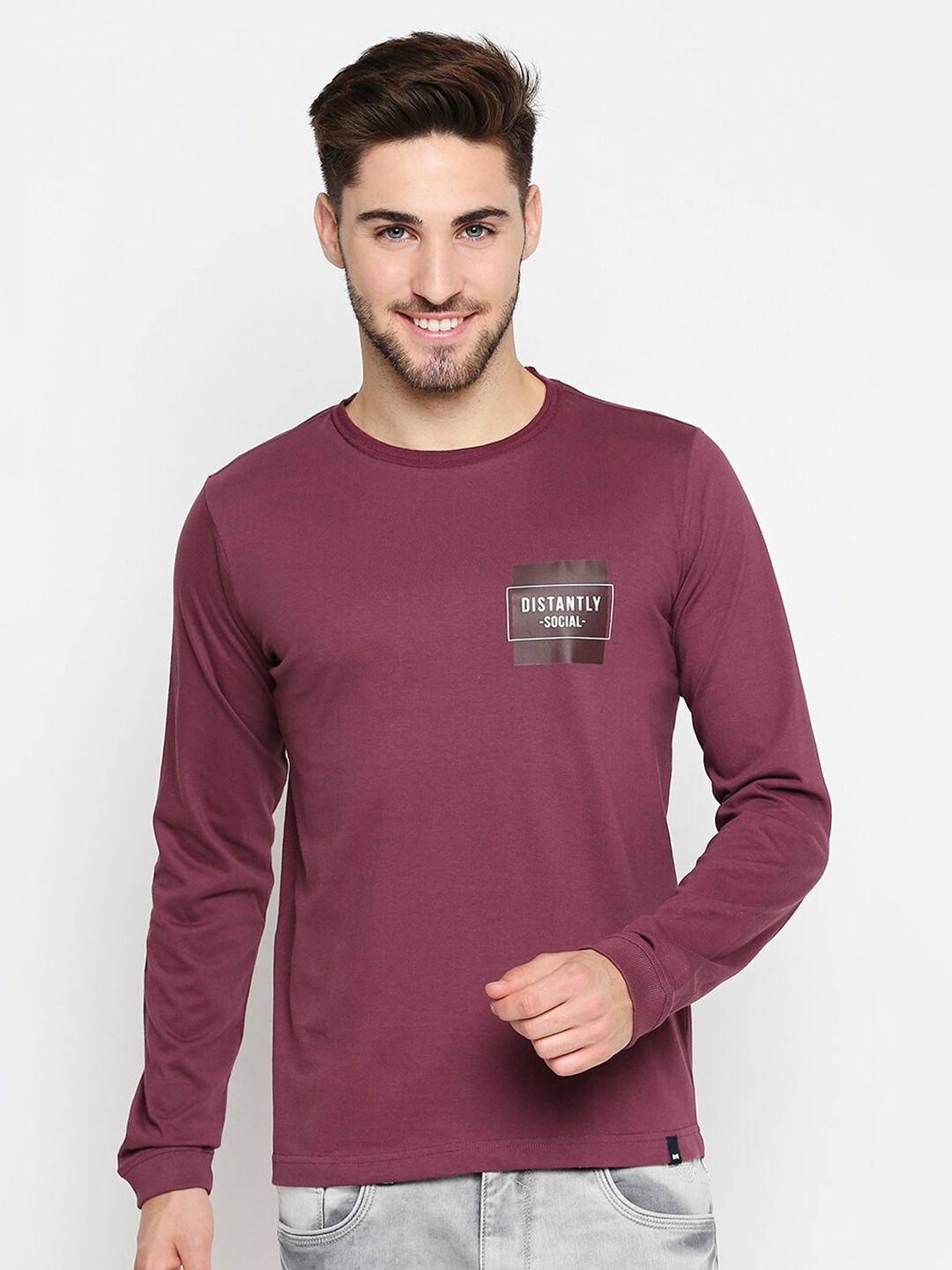 

Basics Men Purple V-Neck Pockets Slim Fit T-shirt