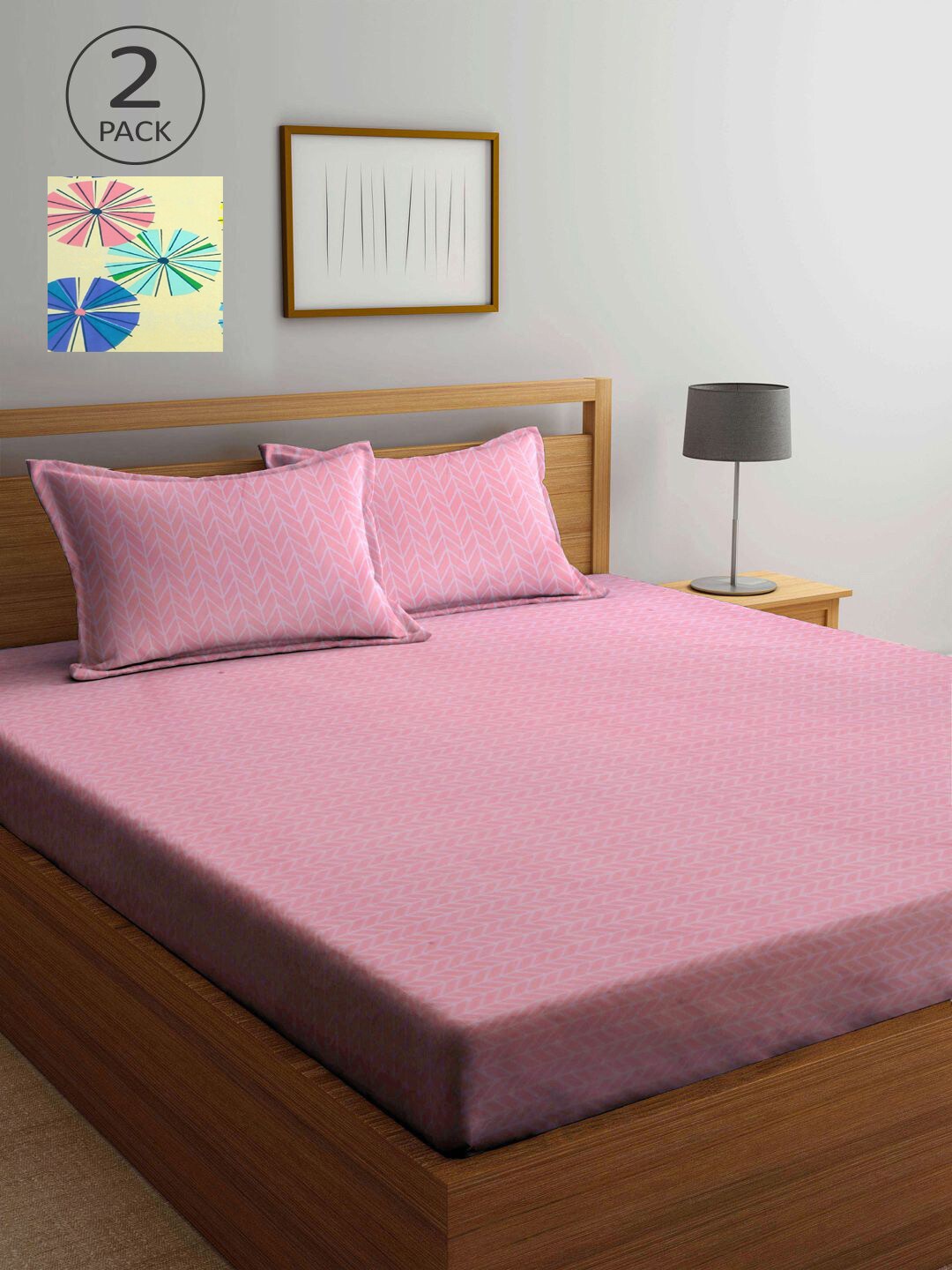 

KLOTTHE Yellow & Pink Geometric 210 TC 2 King Bedsheet with 4 Pillow Covers