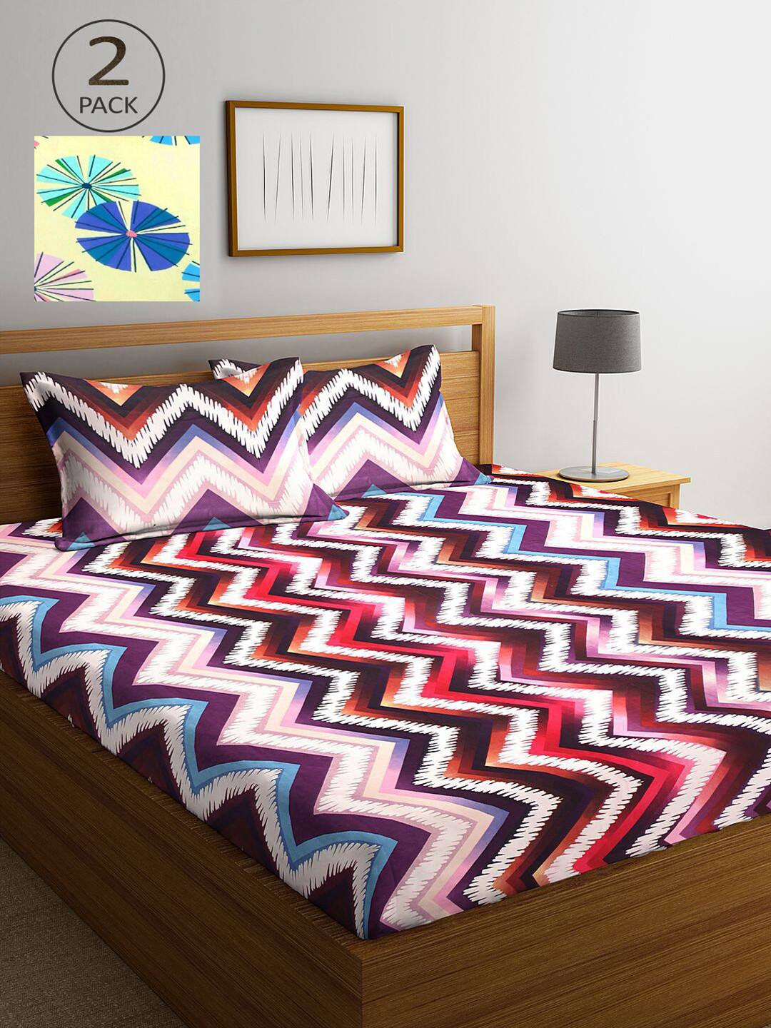 

KLOTTHE Red & Yellow Geometric 210 TC 2 King Bedsheet with 4 Pillow Covers