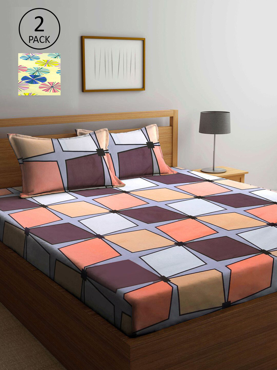 

KLOTTHE Brown & Peach-Coloured Geometric 210 TC 2 King Bedsheet with 4 Pillow Covers