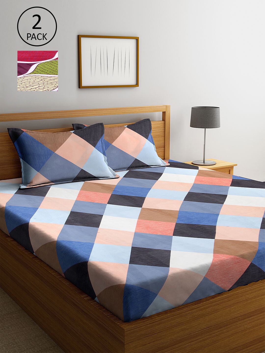 

KLOTTHE Pink & Blue Geometric 210 TC 2 King Bedsheet with 4 Pillow Covers