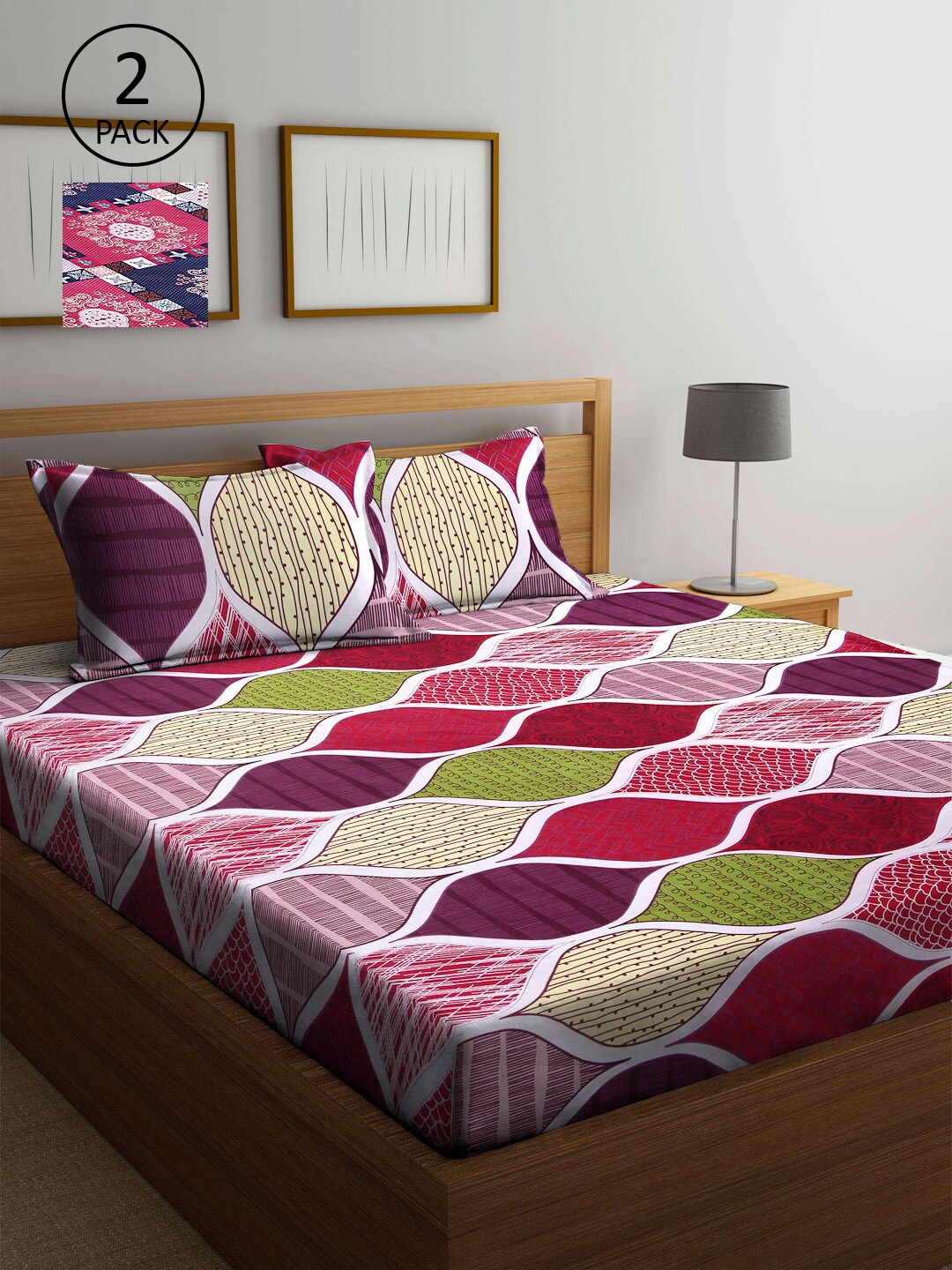 

KLOTTHE Pink Geometric 210 TC 2 King Bedsheet with 4 Pillow Covers