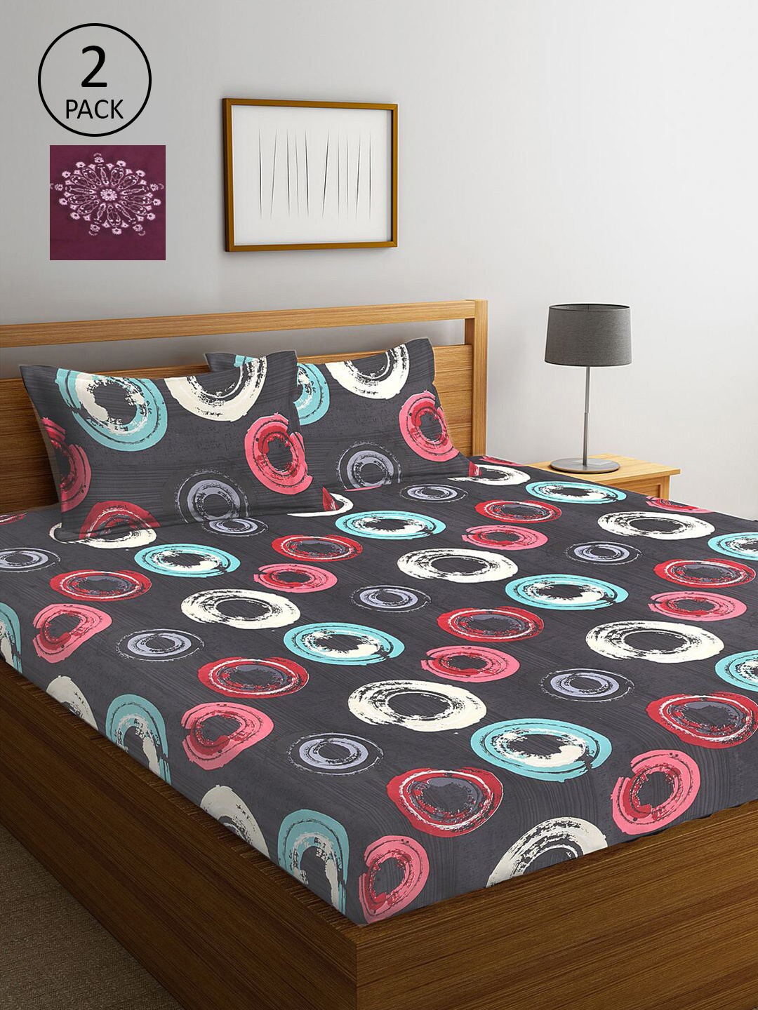 

KLOTTHE Grey & Maroon Geometric 210 TC 2 King Bedsheet with 4 Pillow Covers