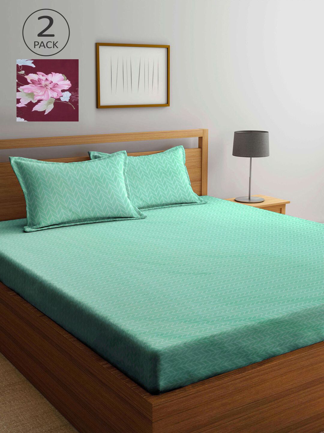 

KLOTTHE Green & Maroon Geometric 210 TC 2 King Bedsheet with 4 Pillow Covers