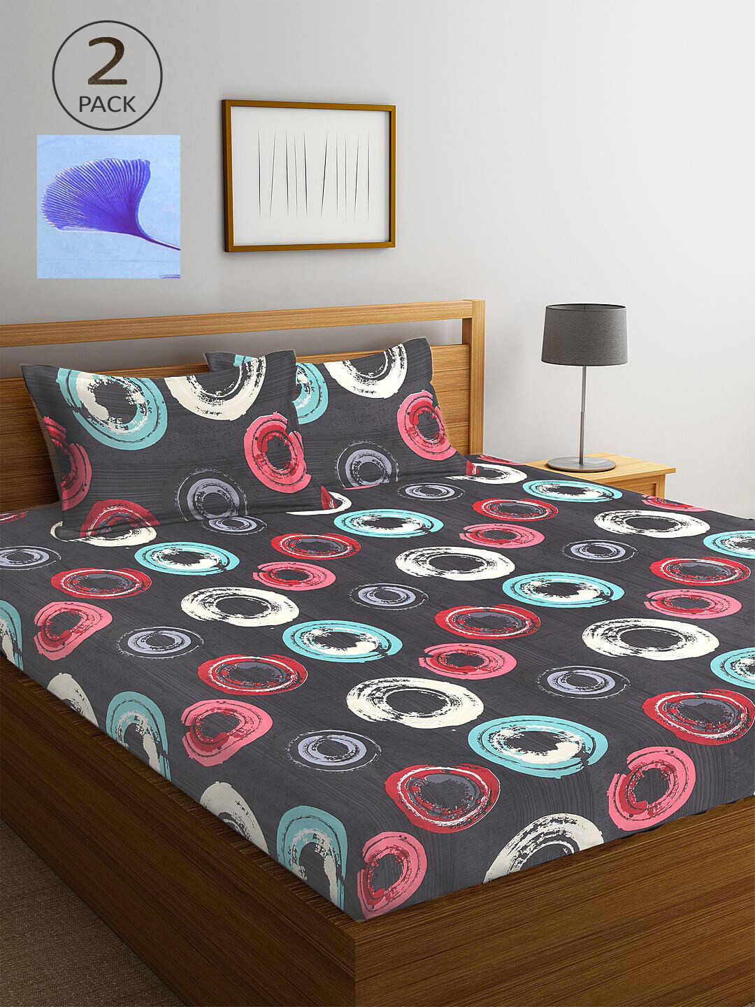 

KLOTTHE Grey & Blue Geometric 210 TC 2 King Bedsheet with 4 Pillow Covers